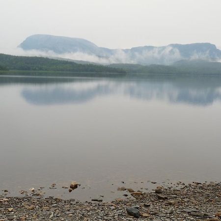 Oliver'S Landing Vila Rocky Harbour Quarto foto